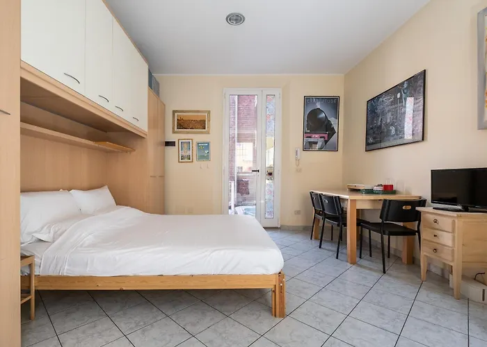 Calari With Terrace By Wonderful Italy * 볼로냐